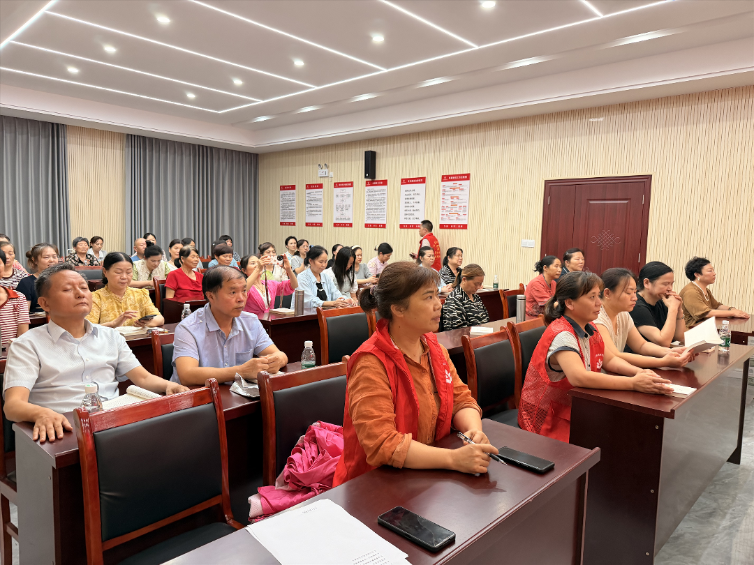 读书会现场(刘雯婷 供图)1.png