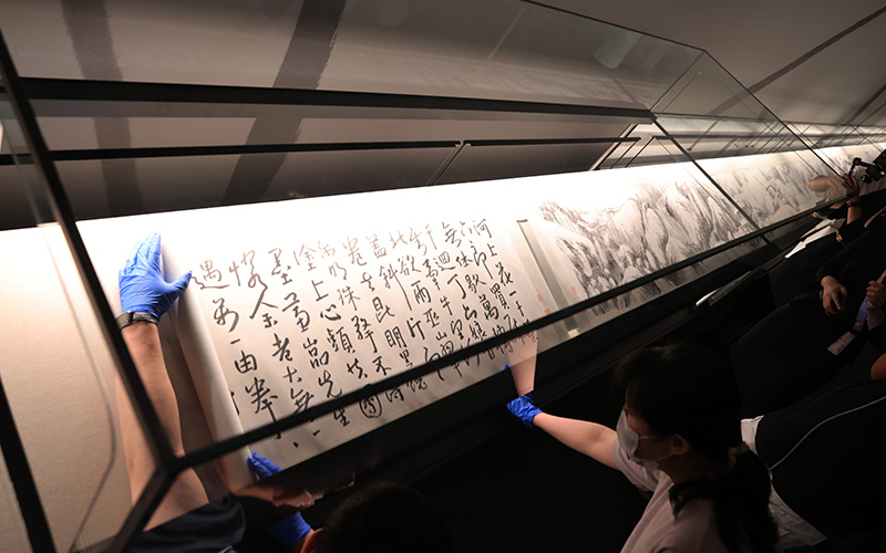 八大山人《河上花图卷》来了！时隔40年重返南昌